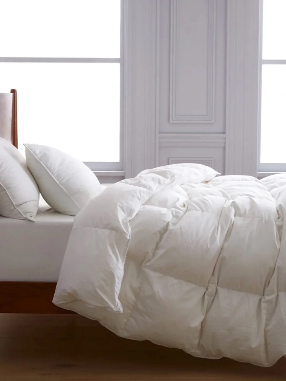 Quince White Premium Down King/Cal King Ultra Warm Comforter - Retail $244